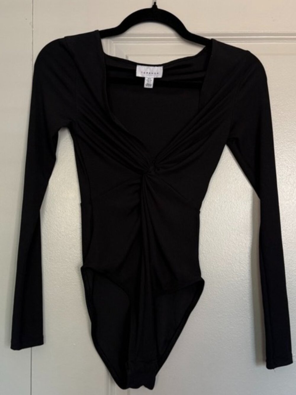 Topshop Black Long Sleeve Twist Front Scoop Neck Bodysuit Going Out Top US 4